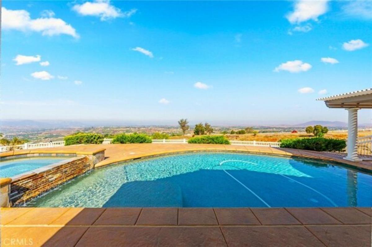 Picture of Home For Sale in Temecula, California, United States