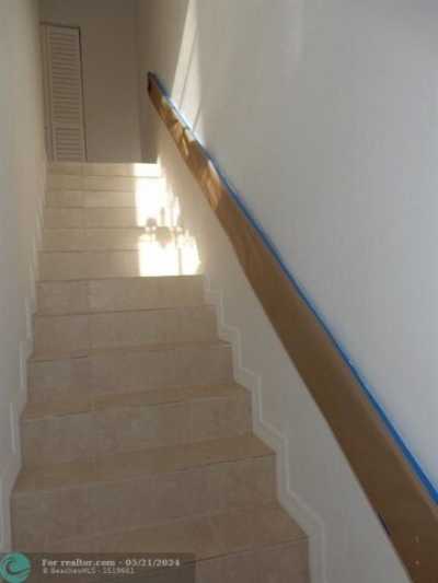 Home For Rent in North Miami Beach, Florida