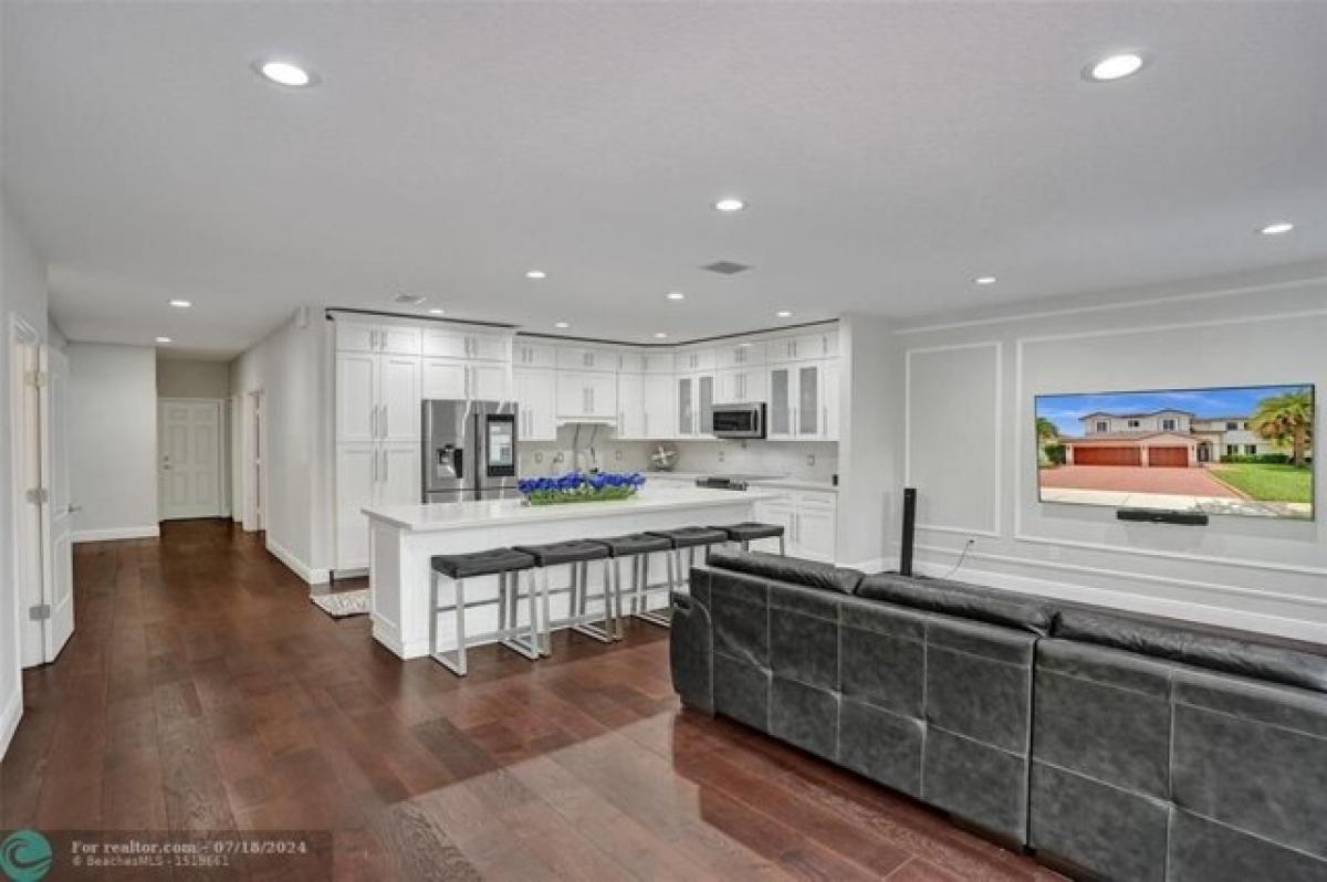 Picture of Home For Sale in Miramar, Florida, United States