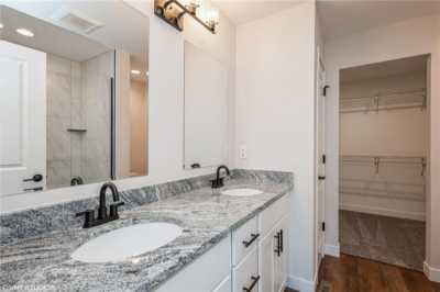 Home For Sale in Marion, Iowa