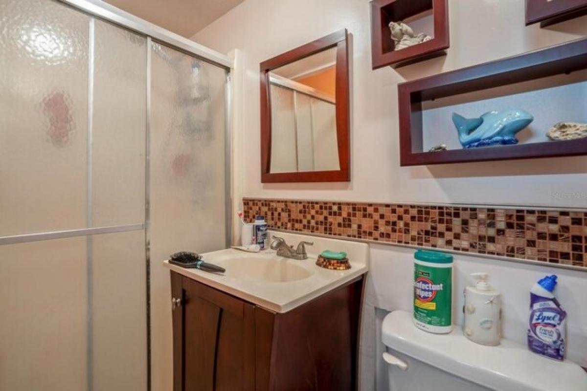 Picture of Home For Sale in Holiday, Florida, United States