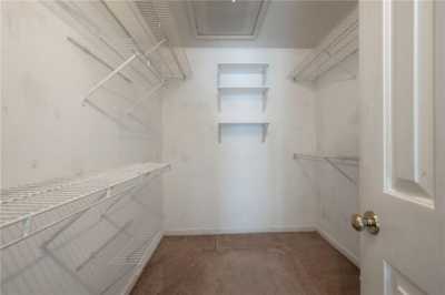 Home For Sale in Kennesaw, Georgia