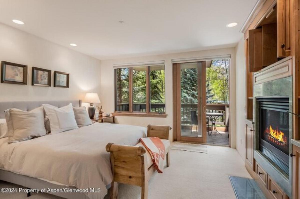 Picture of Home For Sale in Aspen, Colorado, United States