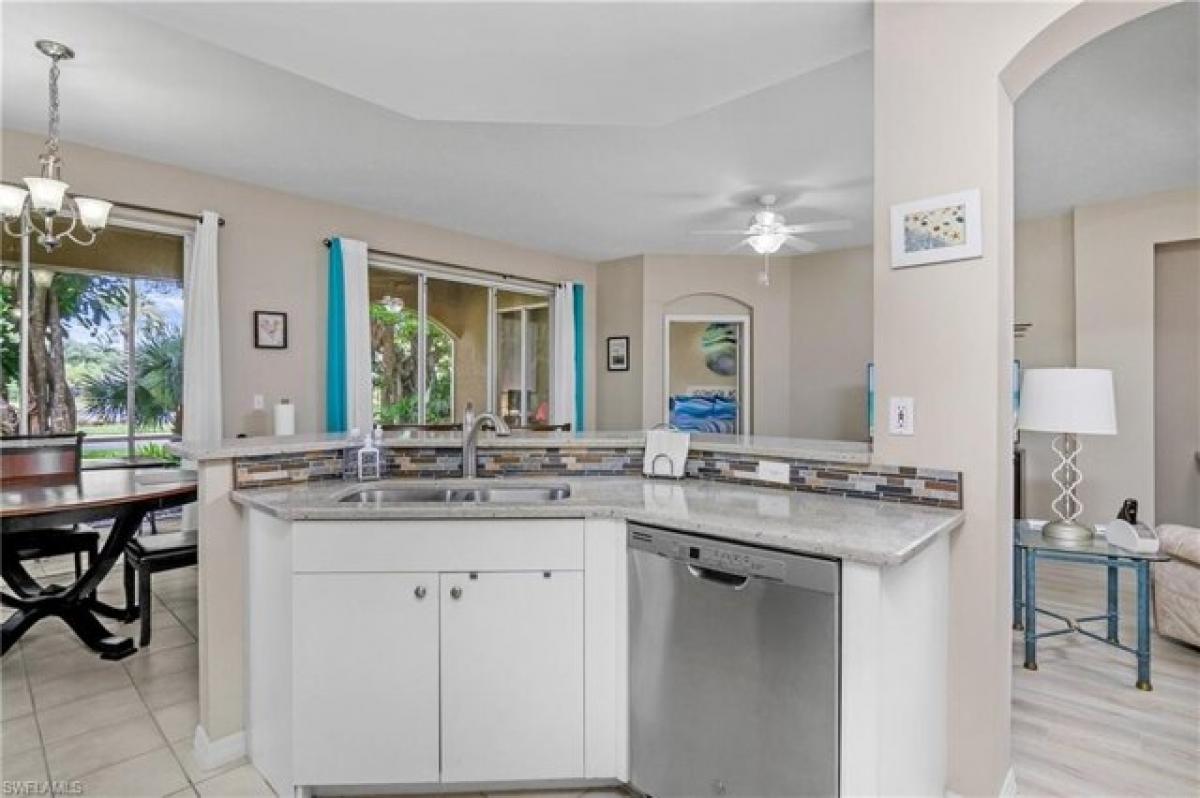 Picture of Home For Sale in Estero, Florida, United States