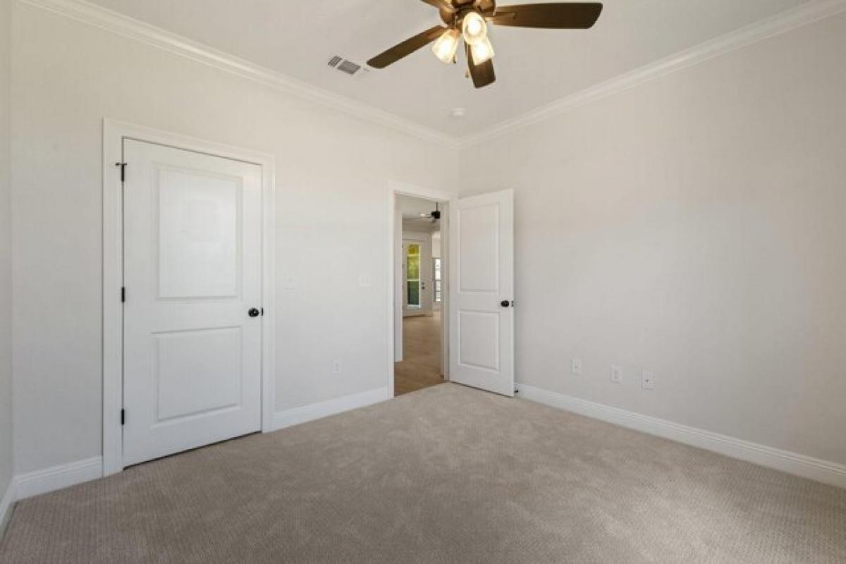 Picture of Home For Sale in Hattiesburg, Mississippi, United States