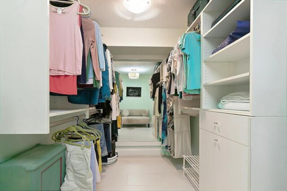 Picture of Home For Sale in Greenacres, Florida, United States