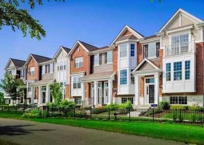 Home For Sale in Naperville, Illinois