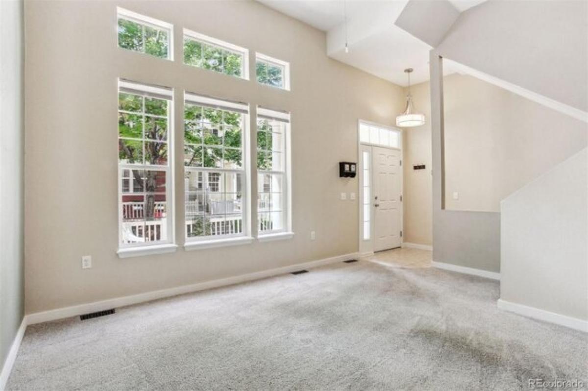 Picture of Home For Sale in Castle Rock, Colorado, United States