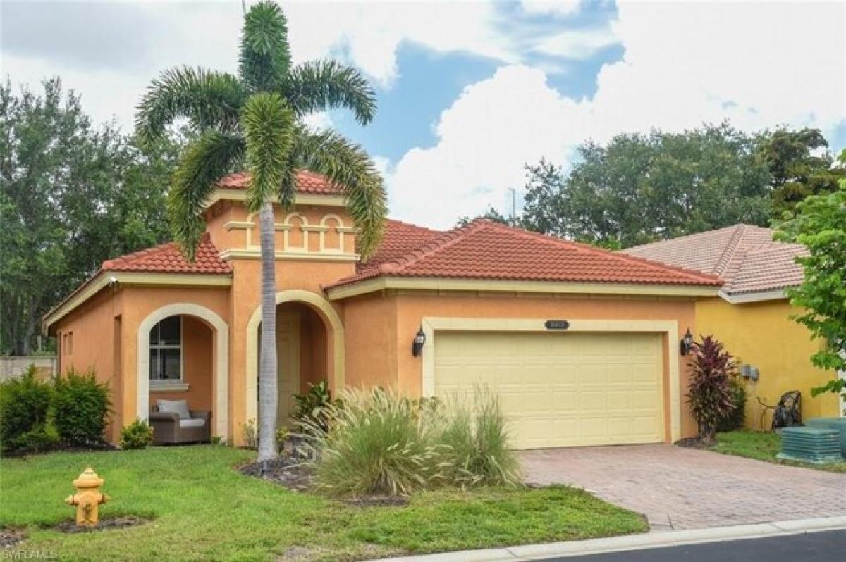 Picture of Home For Sale in Estero, Florida, United States