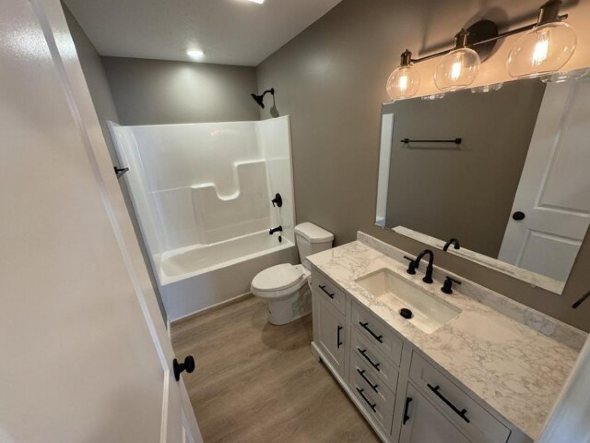 Picture of Home For Sale in Kirksville, Missouri, United States