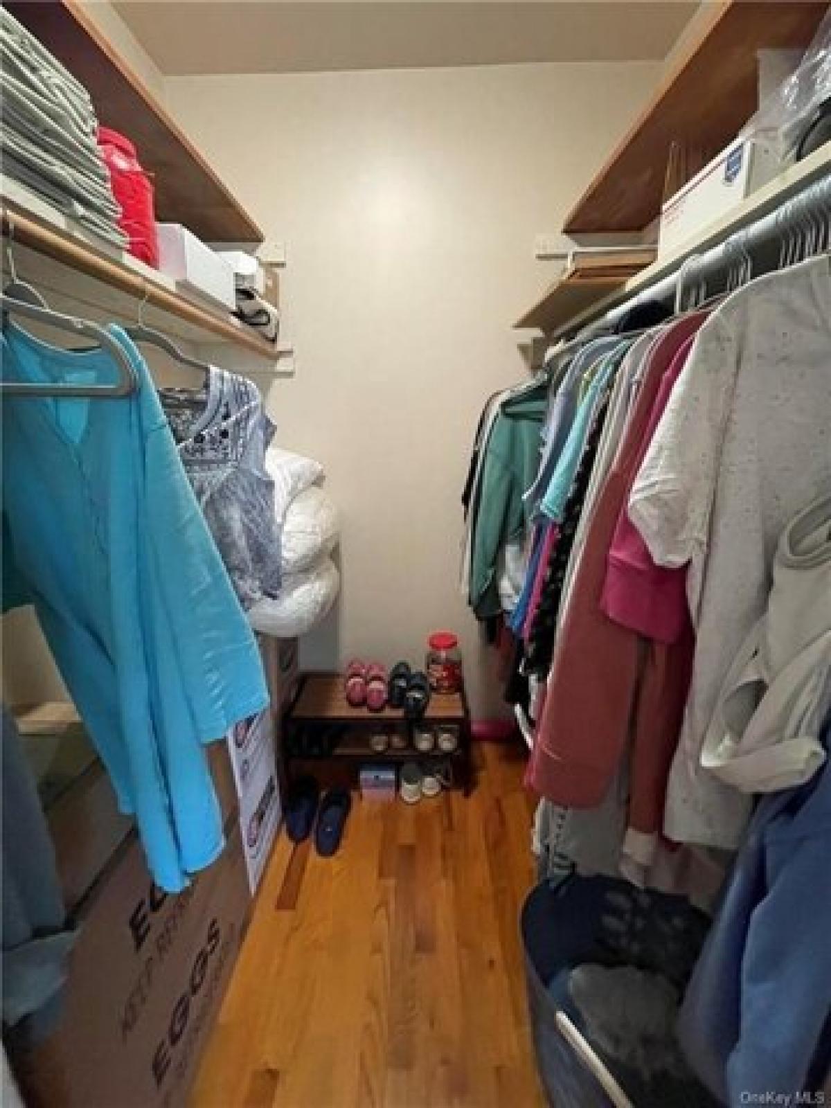 Picture of Home For Sale in Poughquag, New York, United States