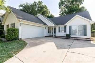 Home For Sale in Huntersville, North Carolina