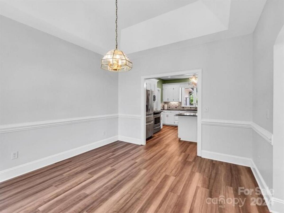 Picture of Home For Sale in Salisbury, North Carolina, United States