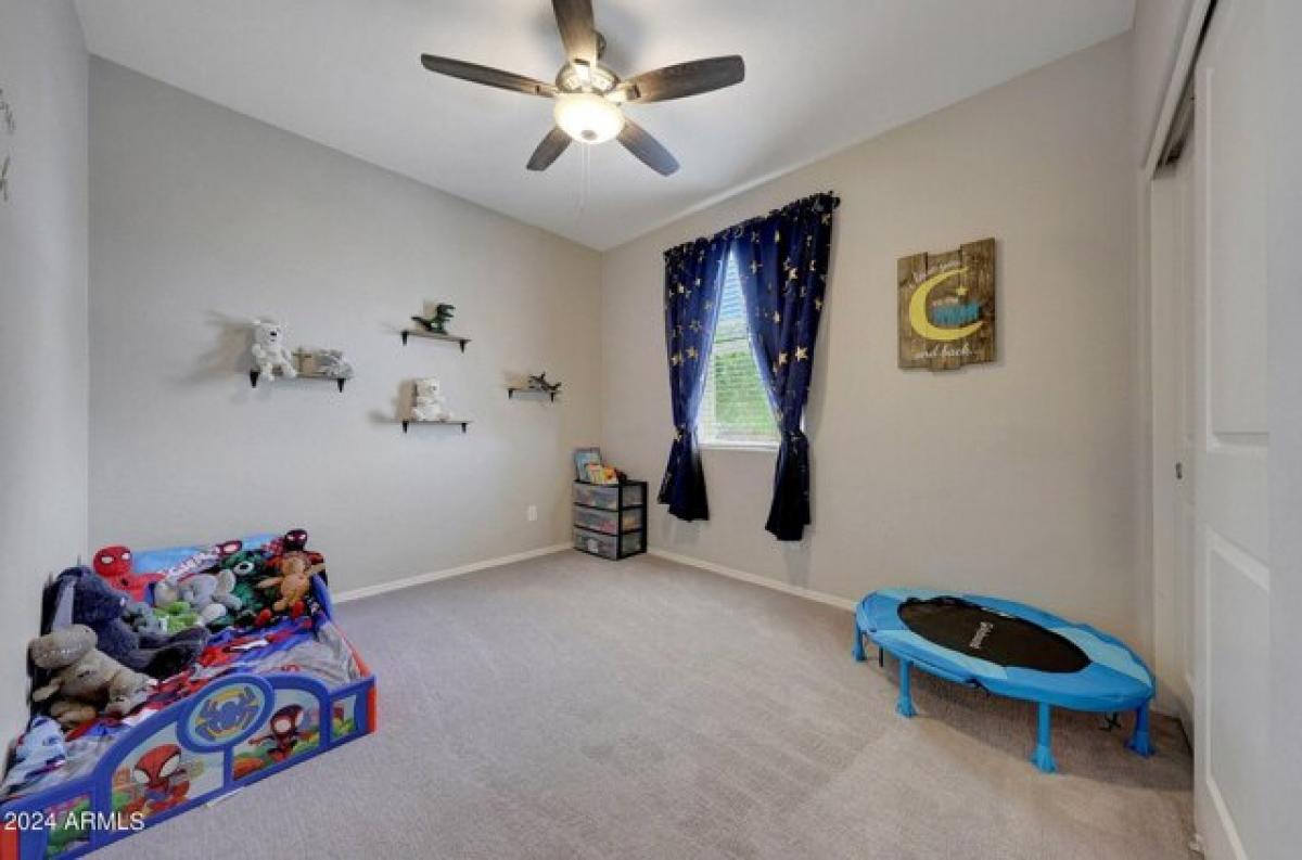 Picture of Home For Sale in Surprise, Arizona, United States