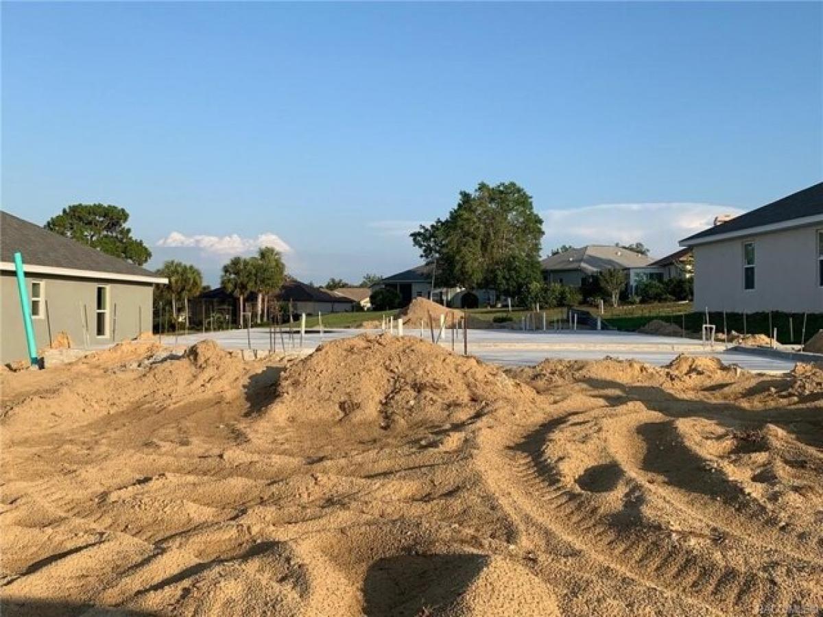 Picture of Home For Sale in Beverly Hills, Florida, United States