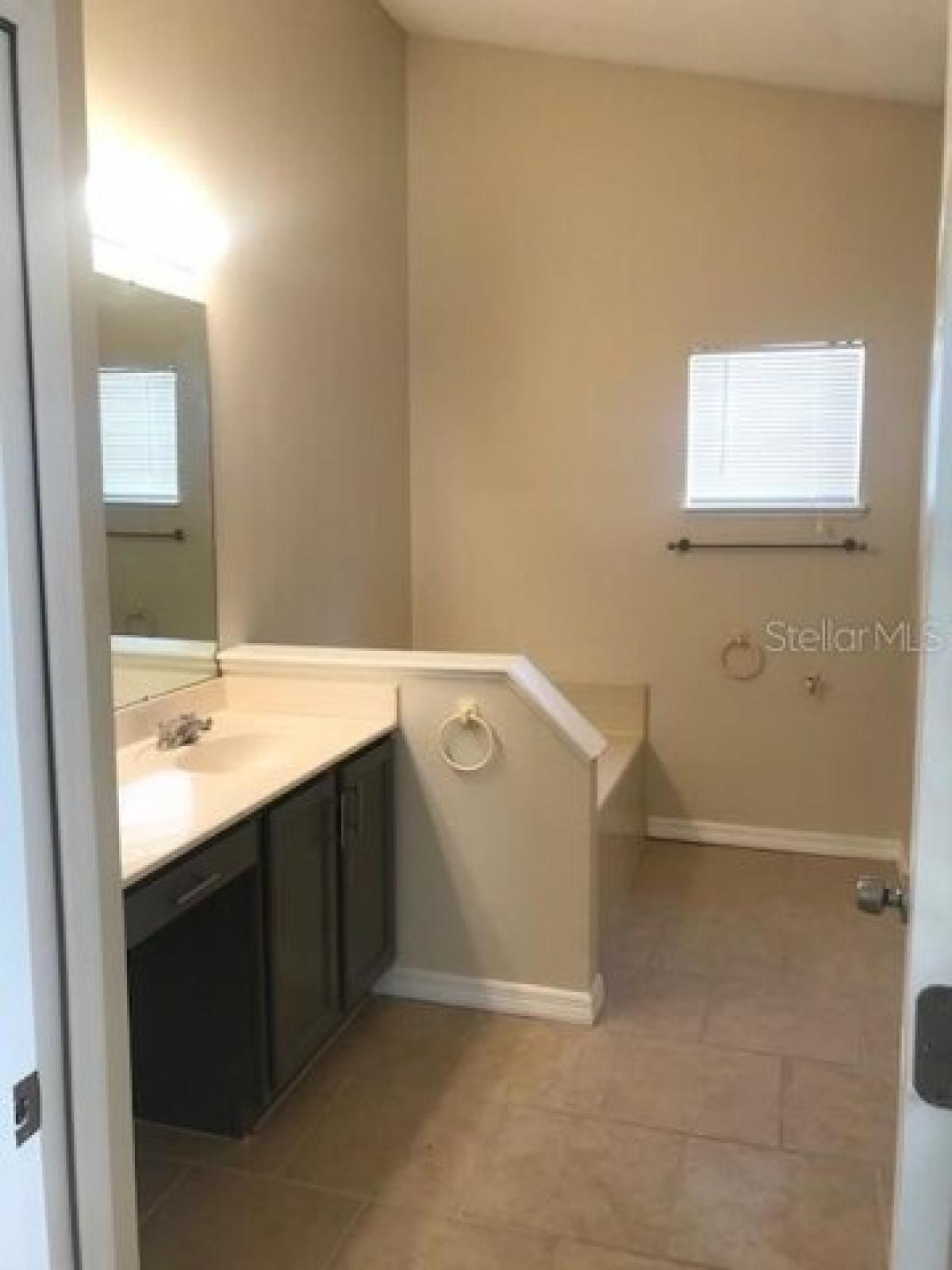 Picture of Home For Sale in Clermont, Florida, United States