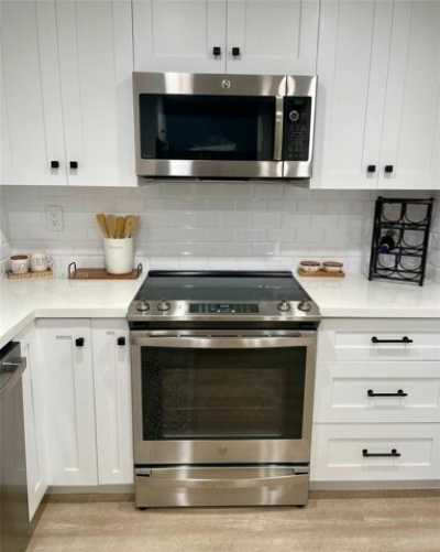 Home For Rent in Coral Gables, Florida