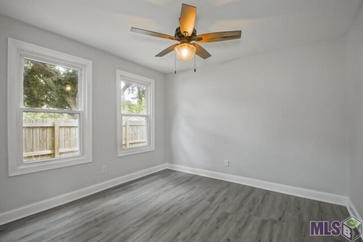 Picture of Home For Sale in Denham Springs, Louisiana, United States