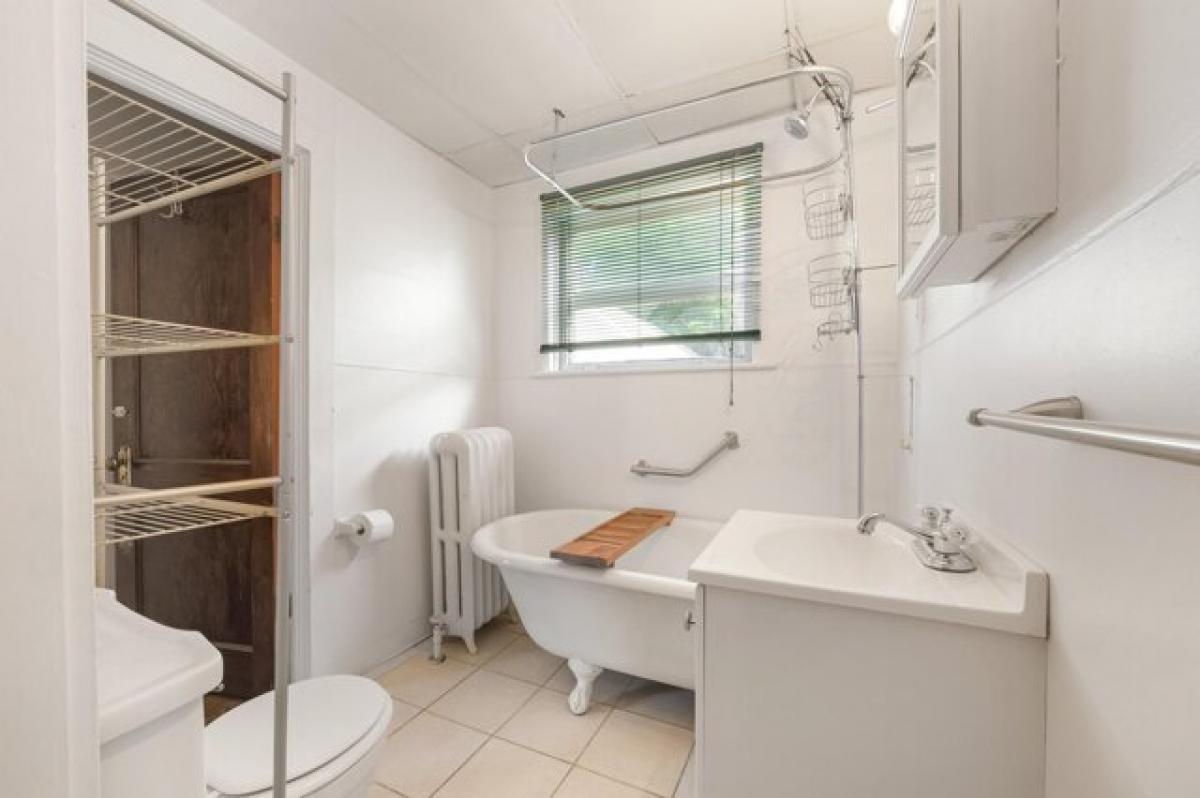 Picture of Home For Sale in Saint Joseph, Michigan, United States