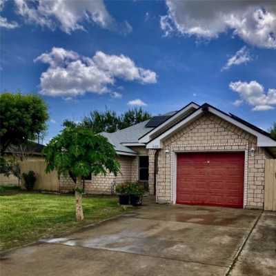 Home For Sale in Weslaco, Texas