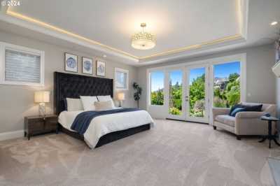 Home For Sale in Happy Valley, Oregon