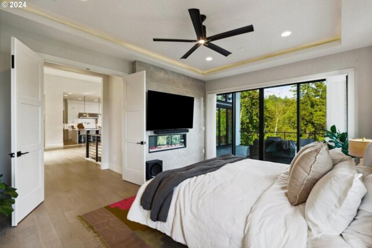 Picture of Home For Sale in Camas, Washington, United States