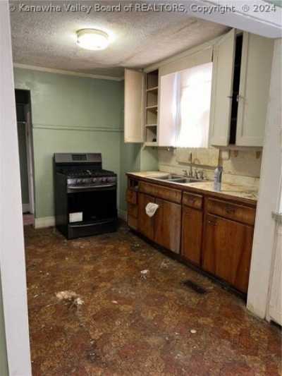 Home For Sale in Charleston, West Virginia