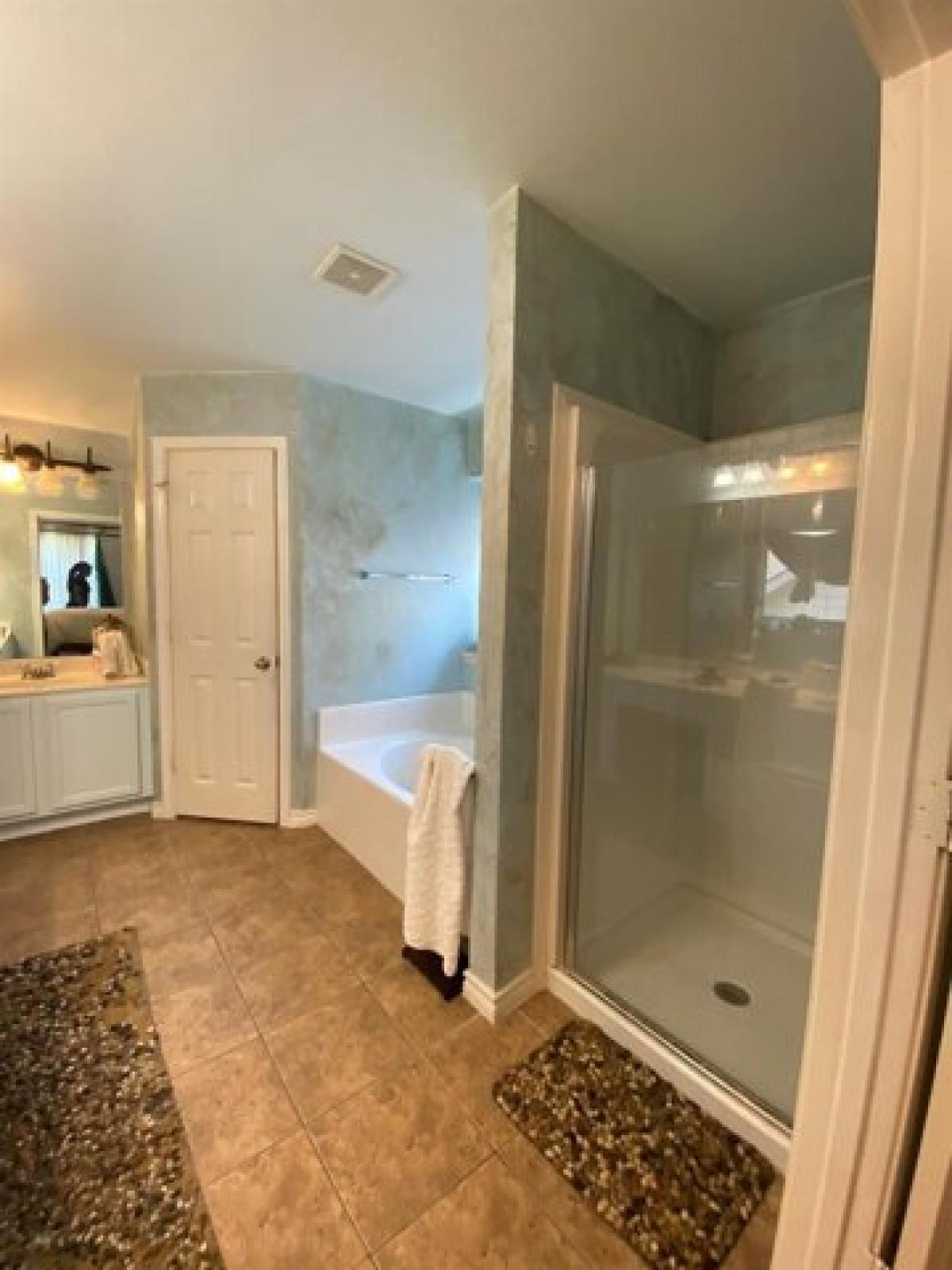 Picture of Home For Sale in Denton, Texas, United States