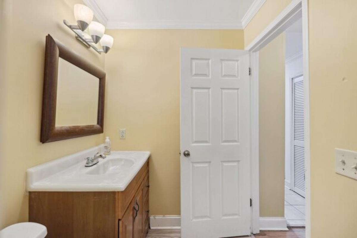 Picture of Home For Sale in Hermitage, Tennessee, United States