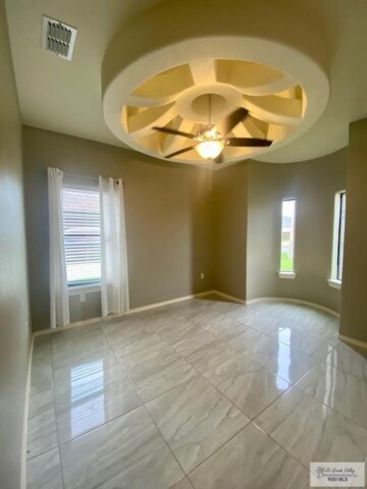 Picture of Home For Sale in San Benito, Texas, United States