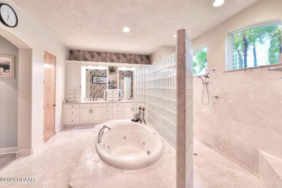 Picture of Home For Sale in Port Orange, Florida, United States