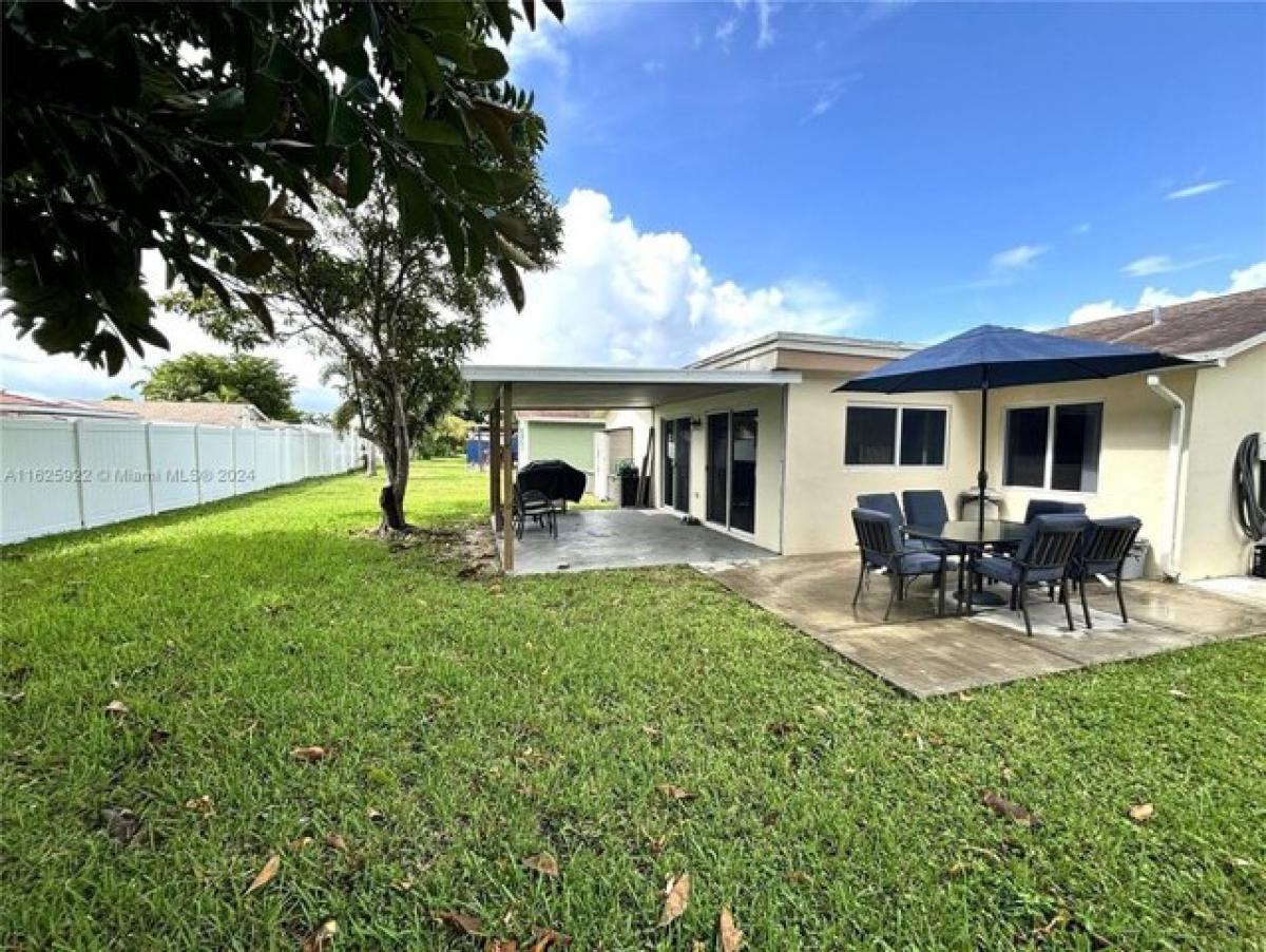 Picture of Home For Sale in Tamarac, Florida, United States