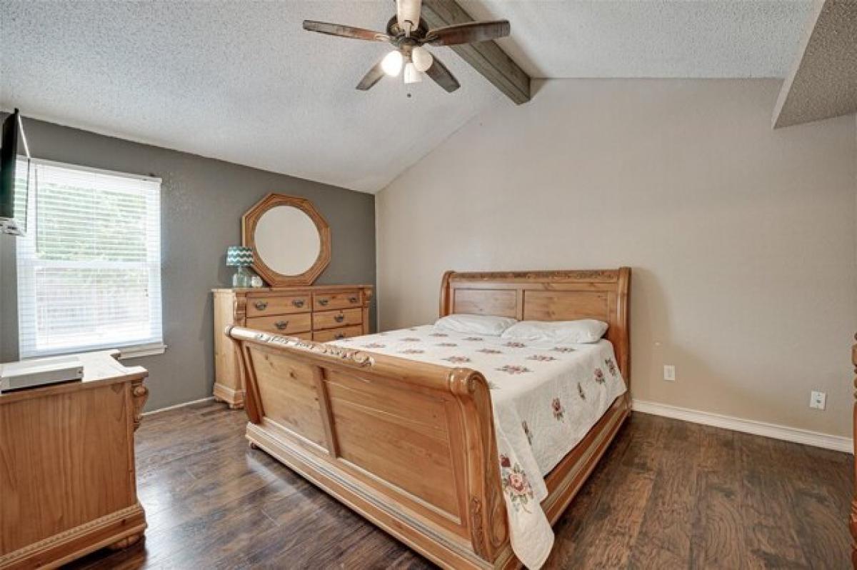 Picture of Home For Sale in Midlothian, Texas, United States