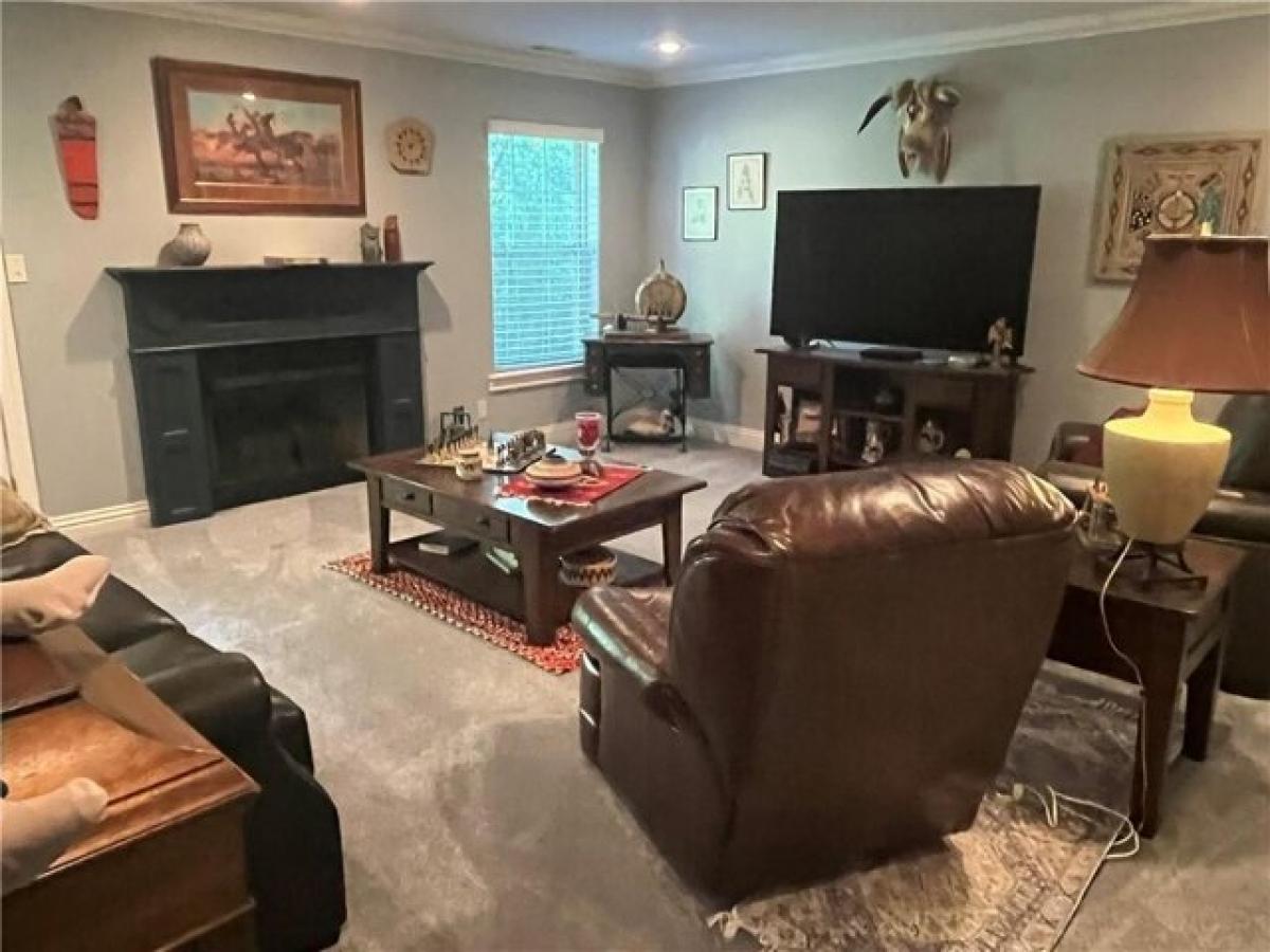 Picture of Home For Sale in Bella Vista, Arkansas, United States