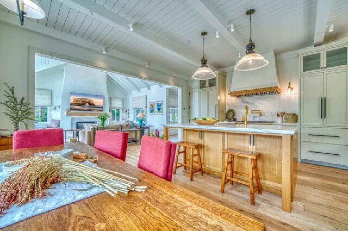 Picture of Home For Sale in Santa Cruz, California, United States