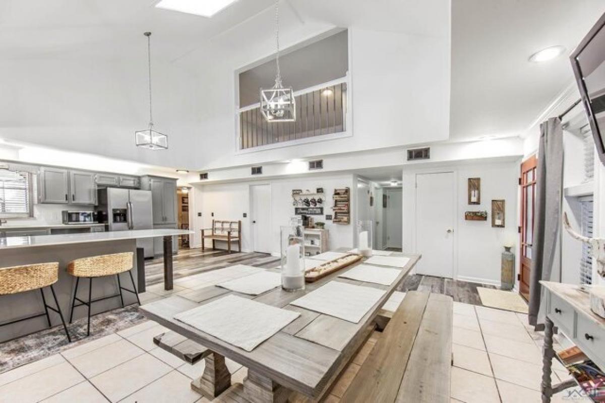 Picture of Home For Sale in Houma, Louisiana, United States