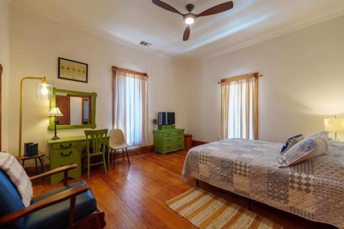 Picture of Home For Sale in Del Rio, Texas, United States