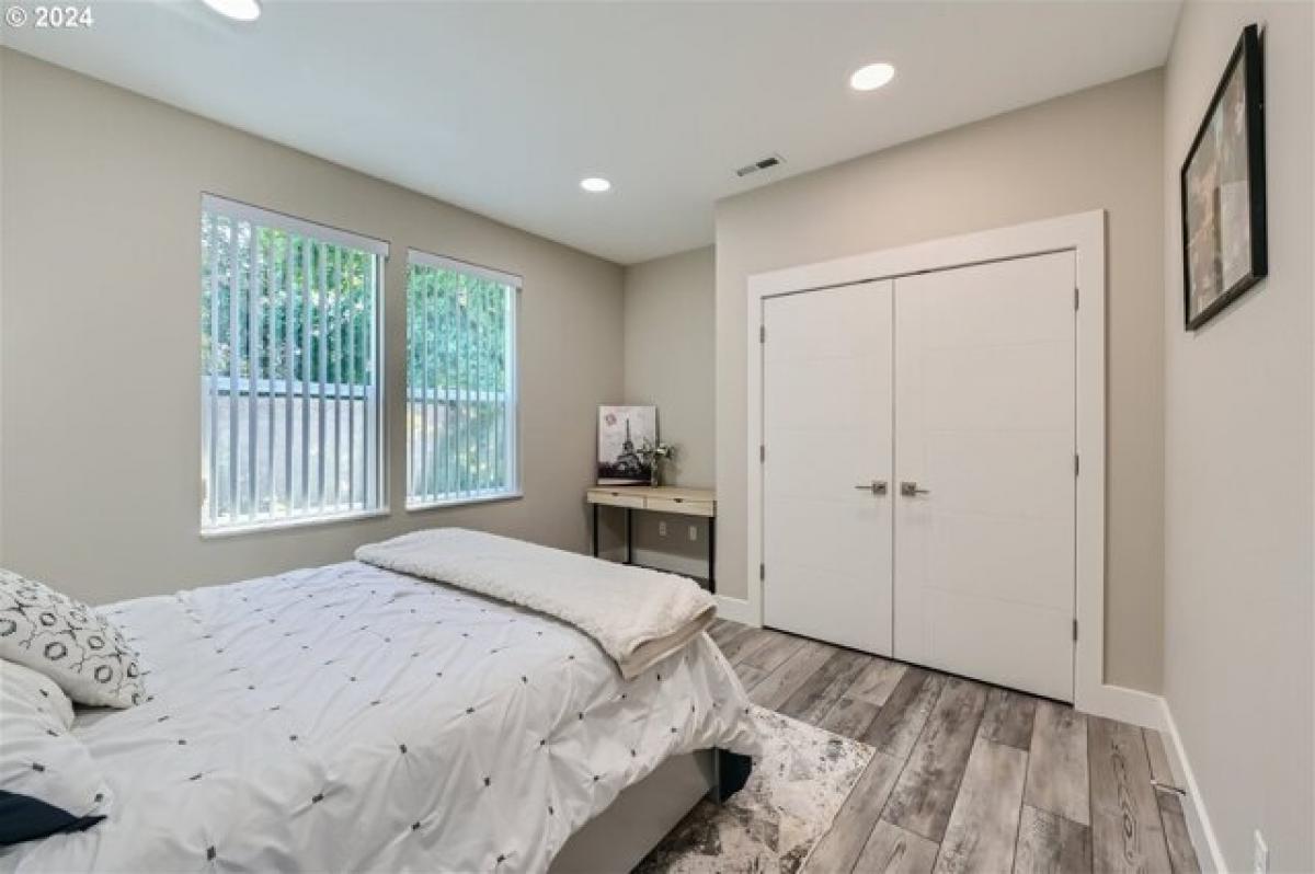 Picture of Home For Sale in Ridgefield, Washington, United States