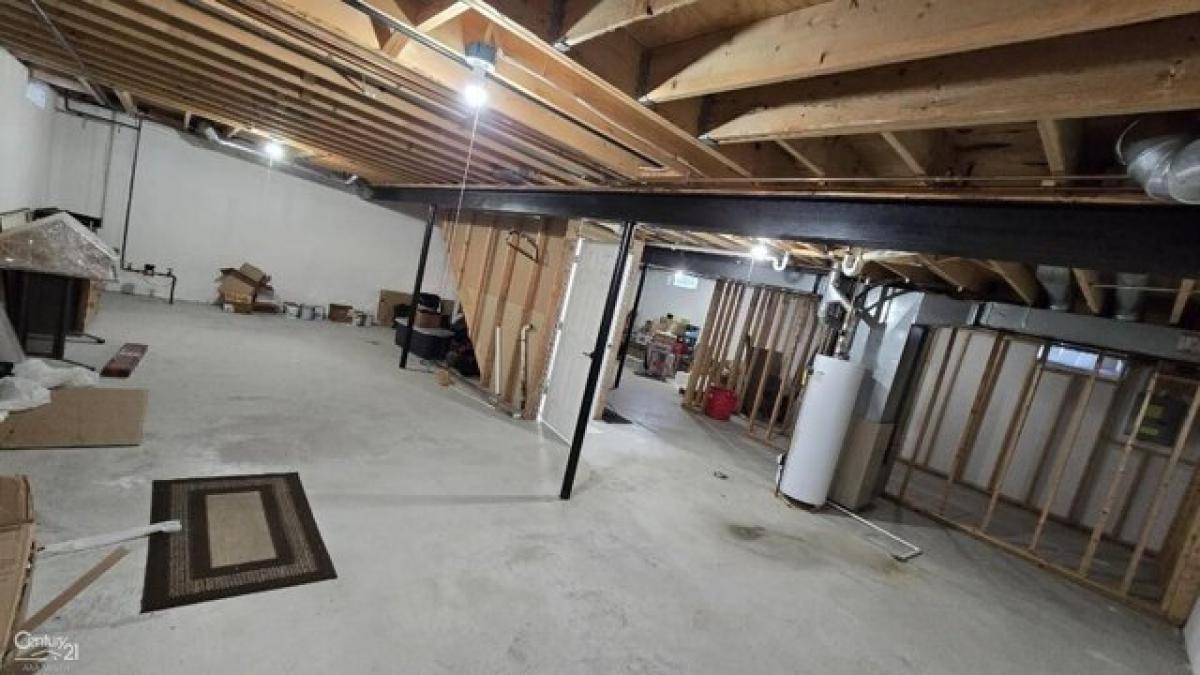 Picture of Home For Sale in Sterling Heights, Michigan, United States