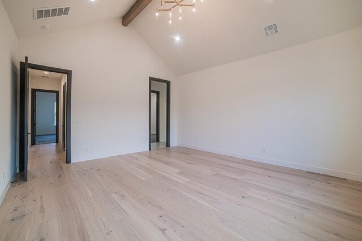 Picture of Home For Sale in Fredericksburg, Texas, United States