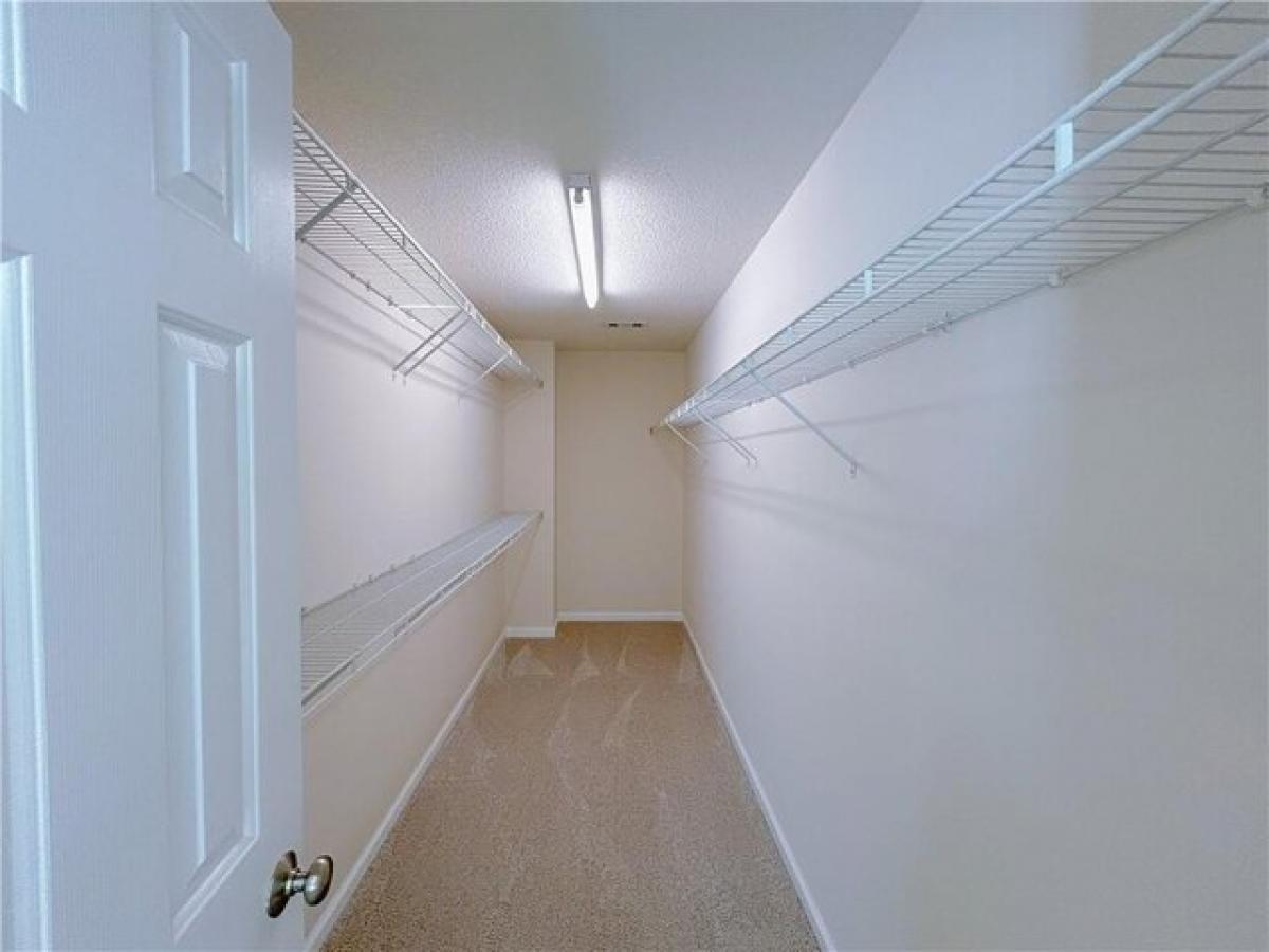 Picture of Home For Sale in Suwanee, Georgia, United States