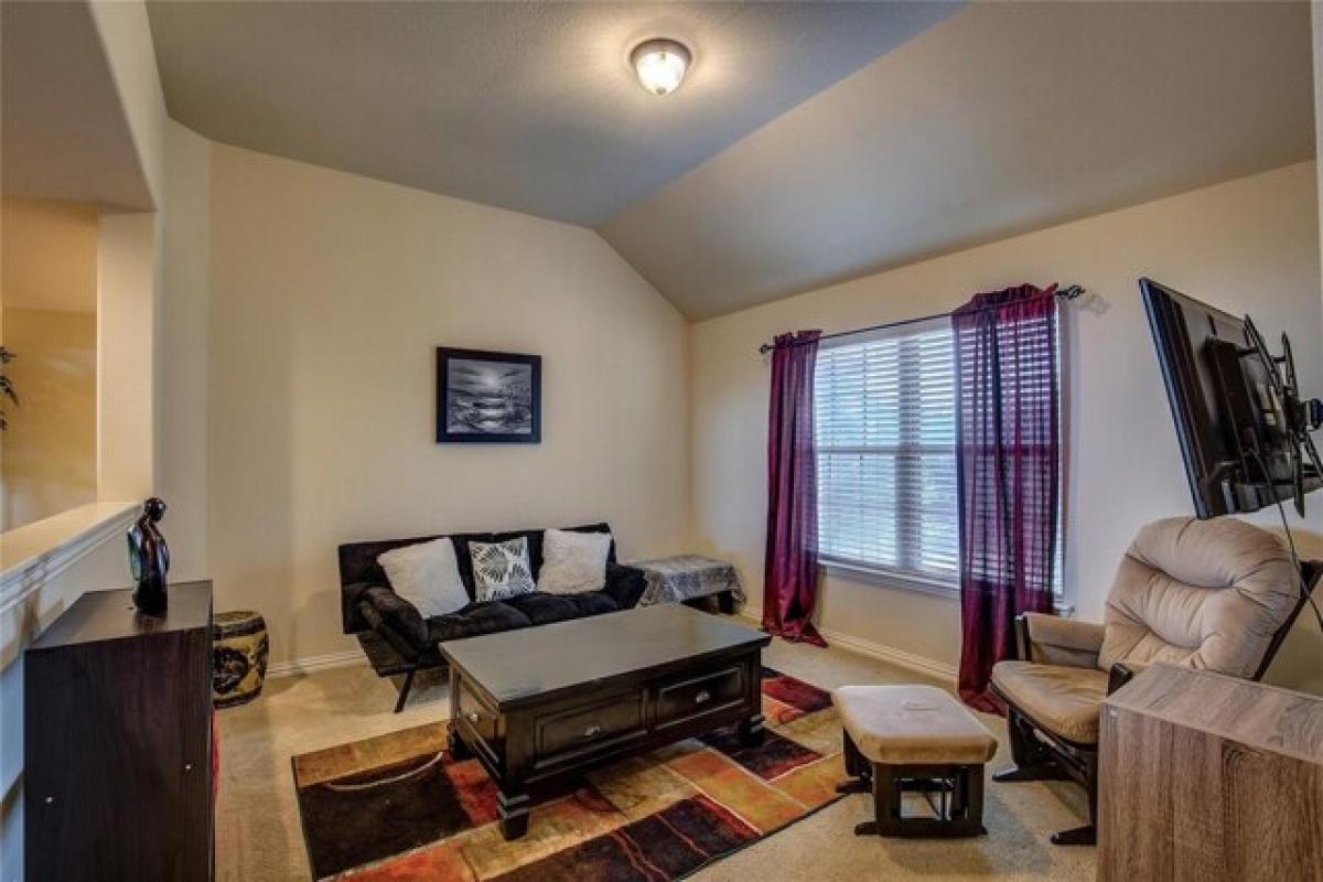 Picture of Home For Sale in Allen, Texas, United States