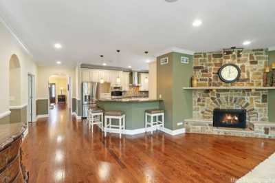 Home For Sale in Glenview, Illinois