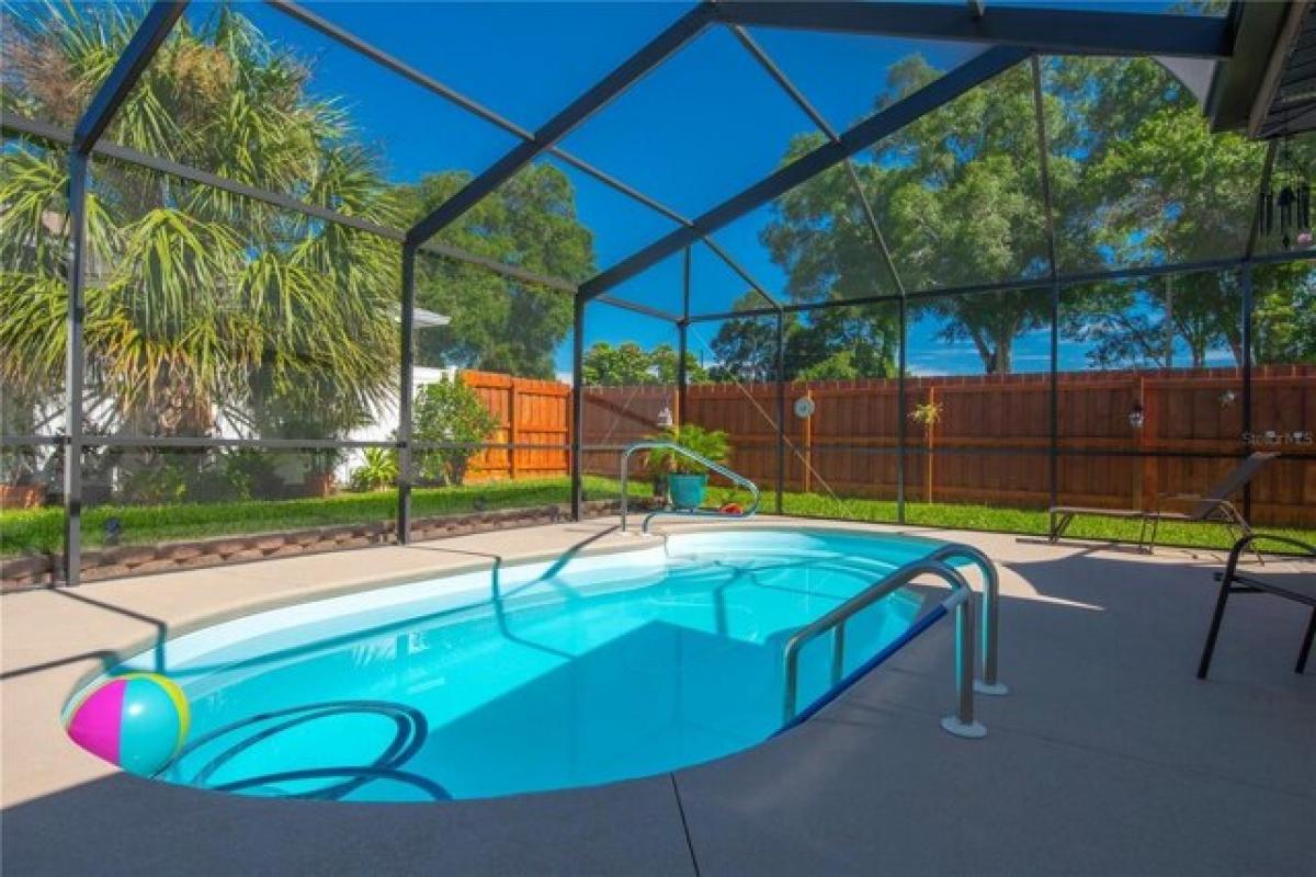 Picture of Home For Sale in Palm Harbor, Florida, United States