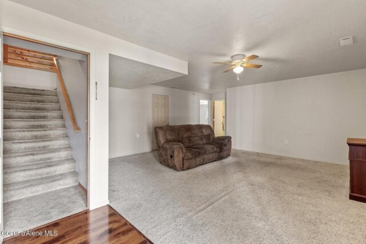 Picture of Home For Sale in Post Falls, Idaho, United States