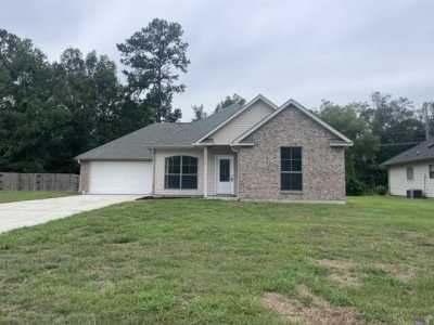 Home For Sale in Denham Springs, Louisiana