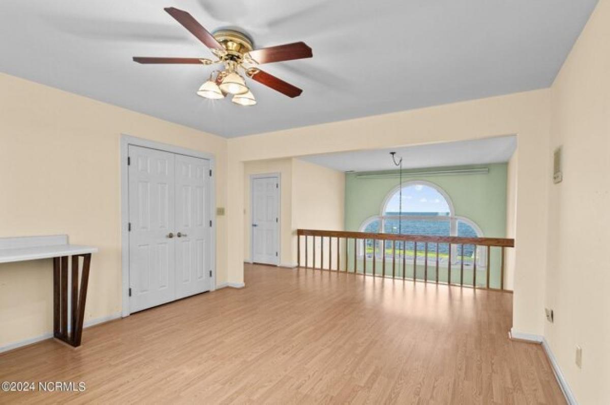 Picture of Home For Sale in Havelock, North Carolina, United States