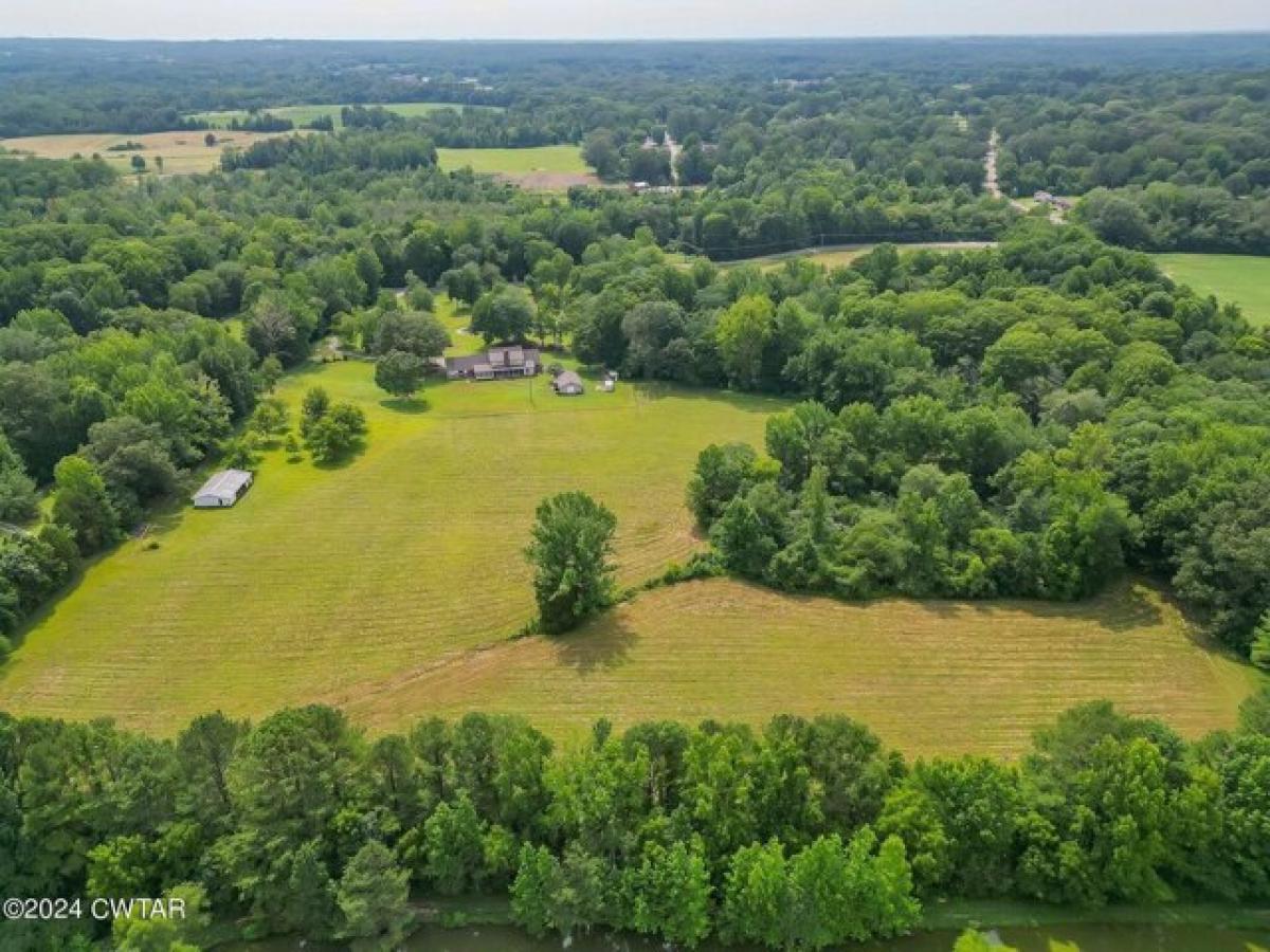 Picture of Home For Sale in Jackson, Tennessee, United States