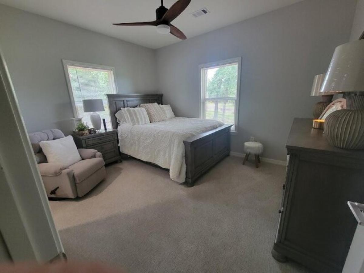 Picture of Home For Sale in Russellville, Arkansas, United States