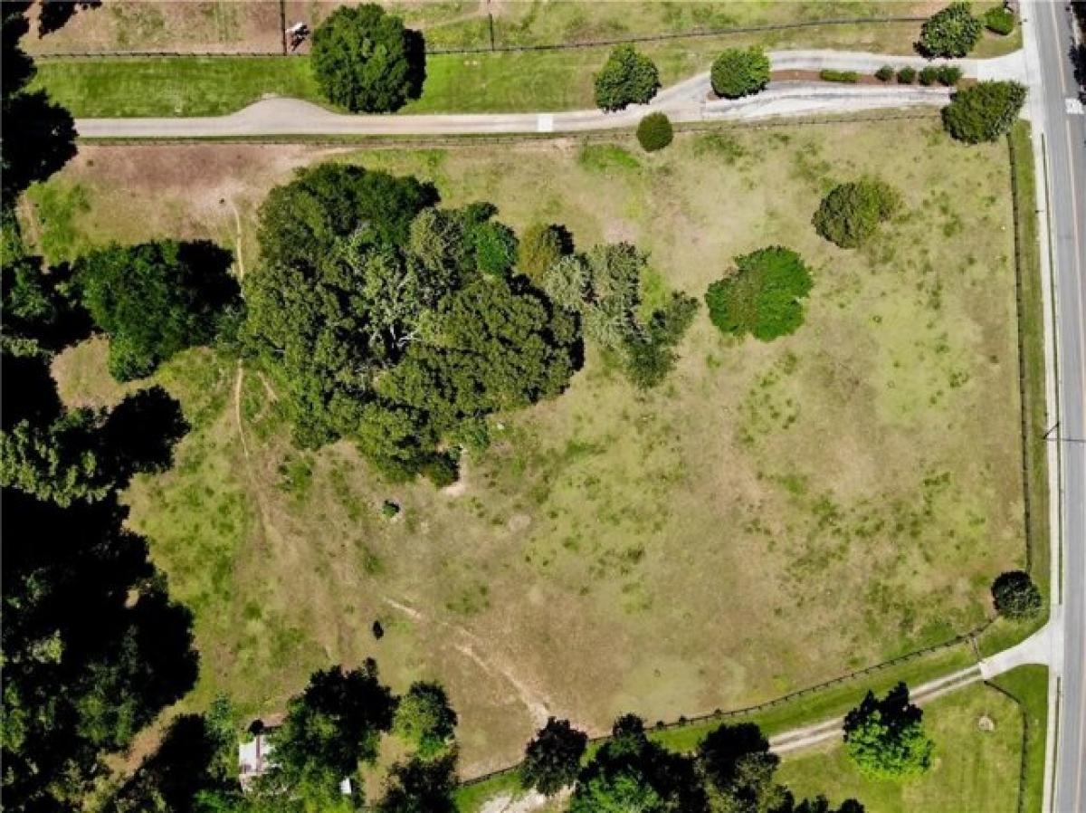 Picture of Residential Land For Sale in Powder Springs, Georgia, United States